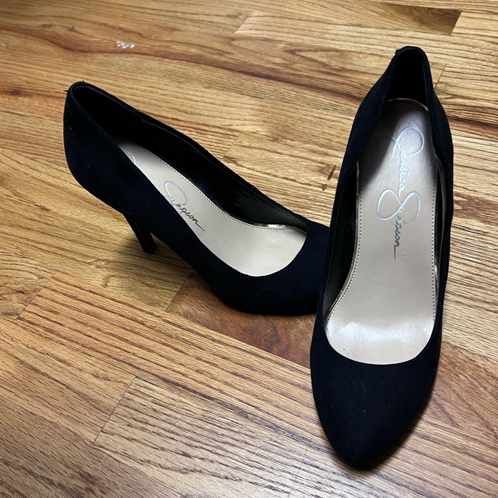 Suede black heels